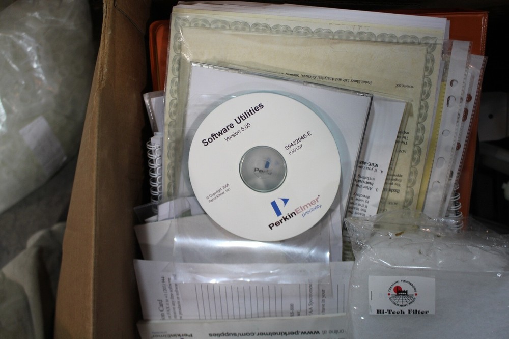 Perkin Elmer AAnalyst 800 Atomic Absorption Spectrometer