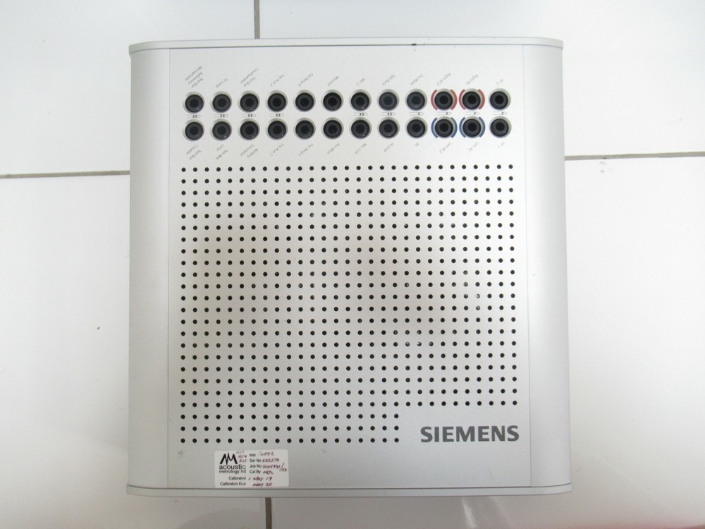 SIEMENS UNITY 2 AUDIOMETER AUDIOLOGY DIAGNOSTIC HEARING AID FITTING DOCK SYSTEM