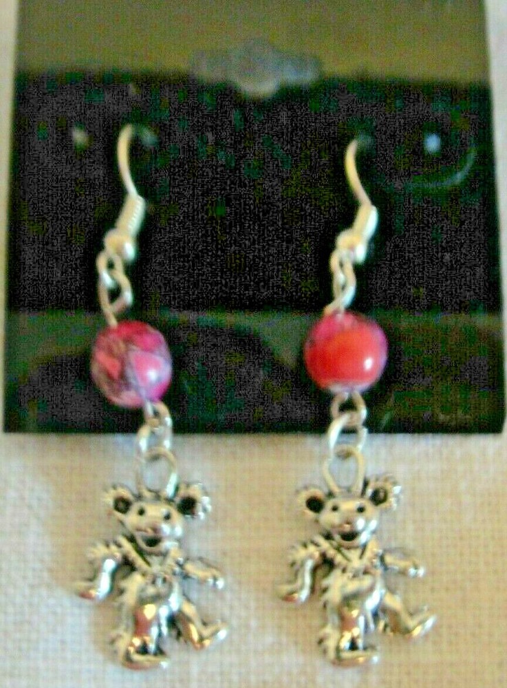 GRATEFUL DEAD DANCING BEAR BEADED EARRING-PINK