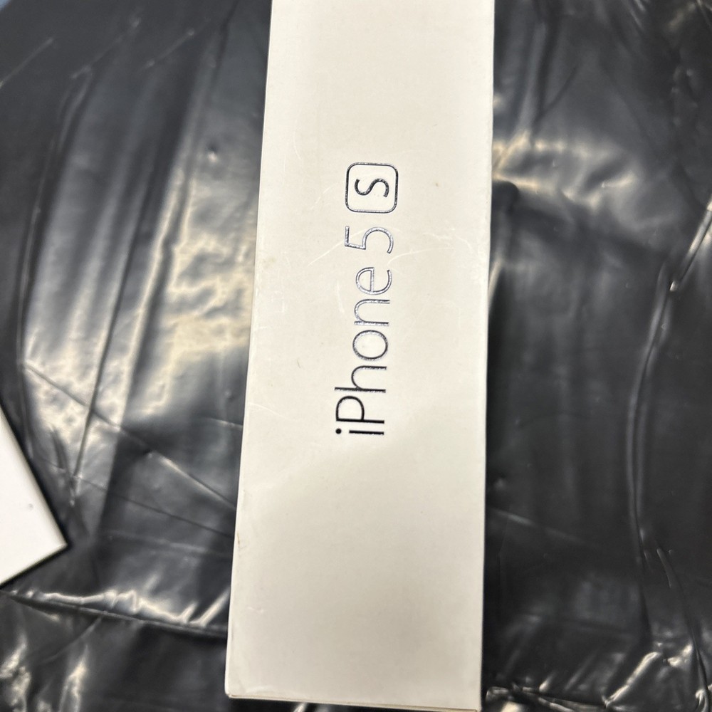Apple iPhone 5s, 64gb, Box Only
