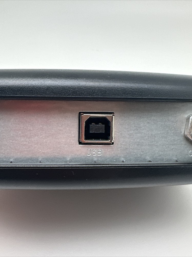 Motorola SURFboard SB5101U - Cable Modem, Input Voltage: + 12VDC ….8