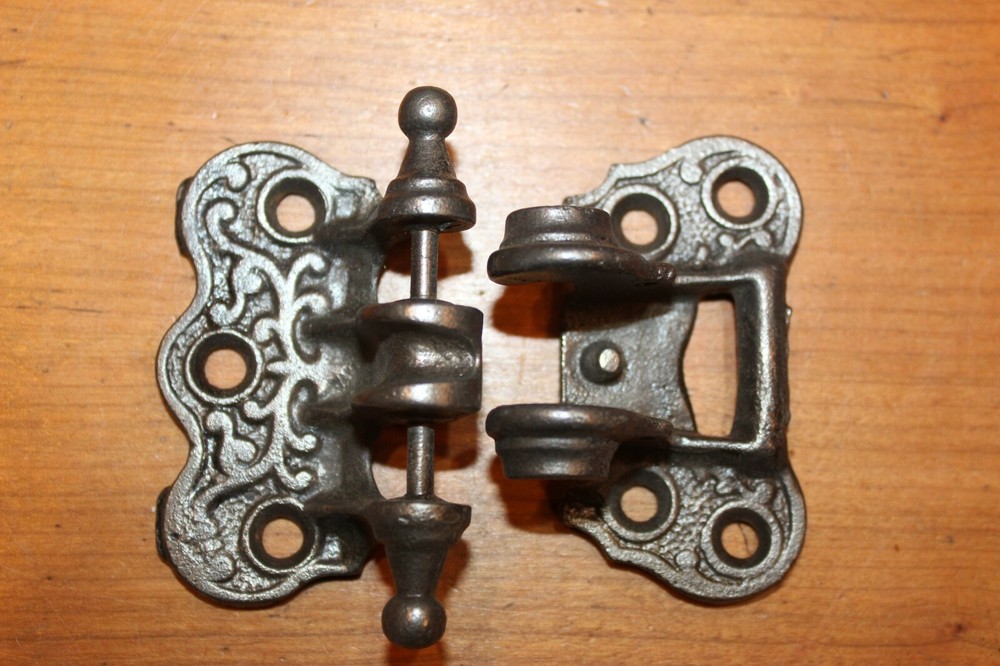Antique Cast Iron Victorian Spring Loaded Screen Door Hinge Missing Spring C-3