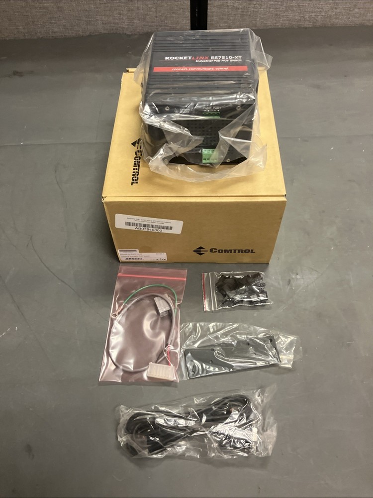 Rocket Linx ES7510-XT Industrial Managed PoE Plus Switch 2 SFP Modules Installed