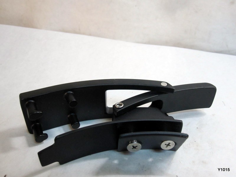 Invicta Kuru Lifting Belt black lever buckle