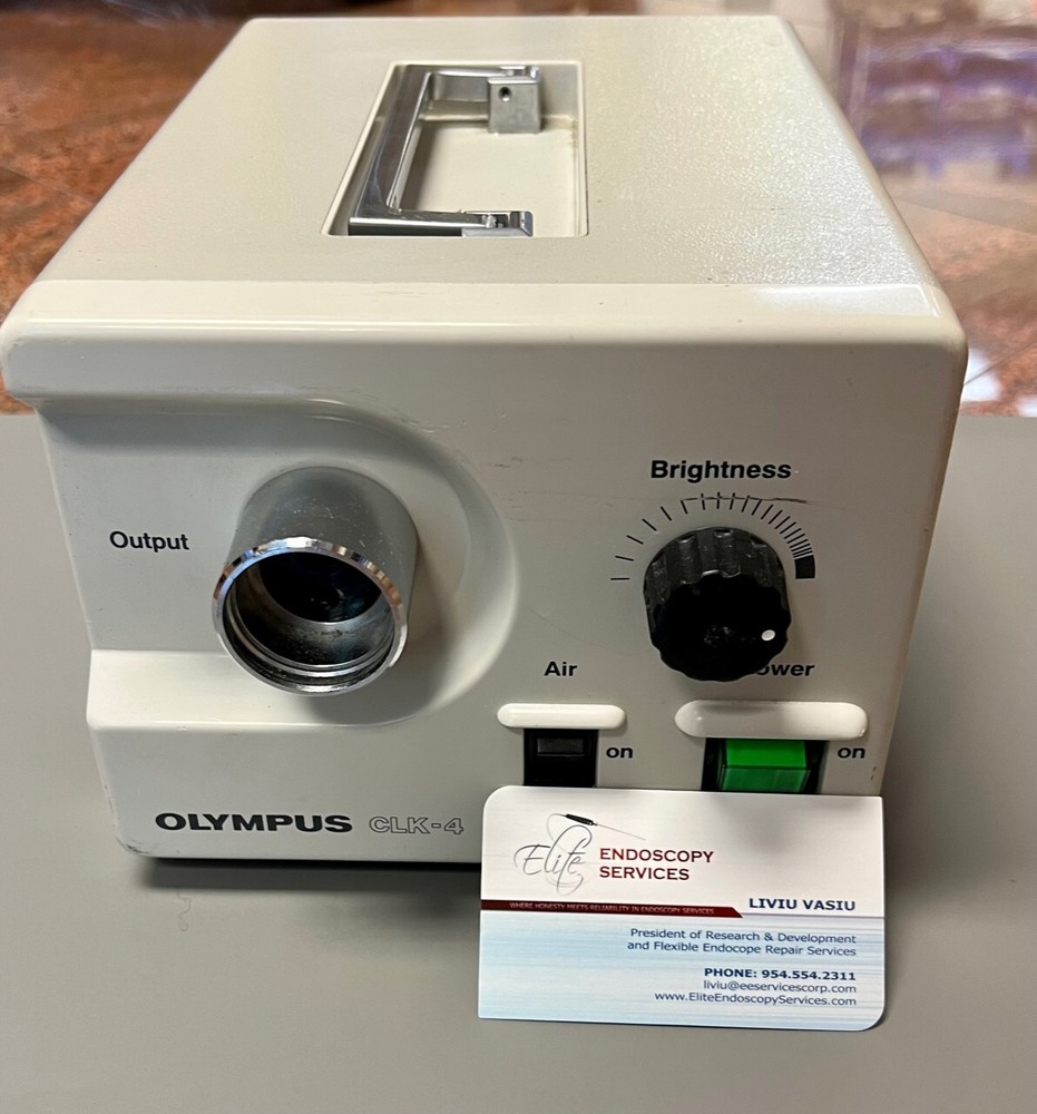 Olympus CLK-4 Halogen Light Source TESTED ( NO ACCESSORIES )