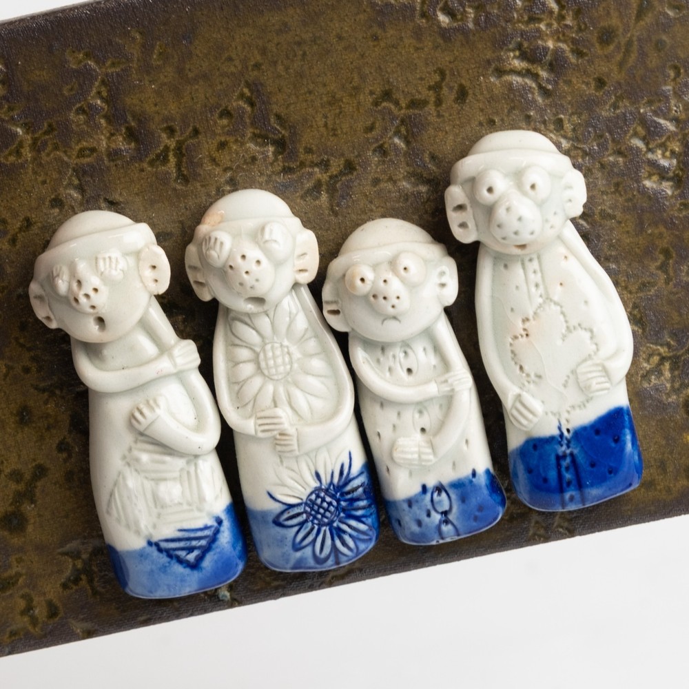 Handmade Brown Glazed Studio Pottery 4 Figures Relief 3D Tile Decor 6"x3.5"