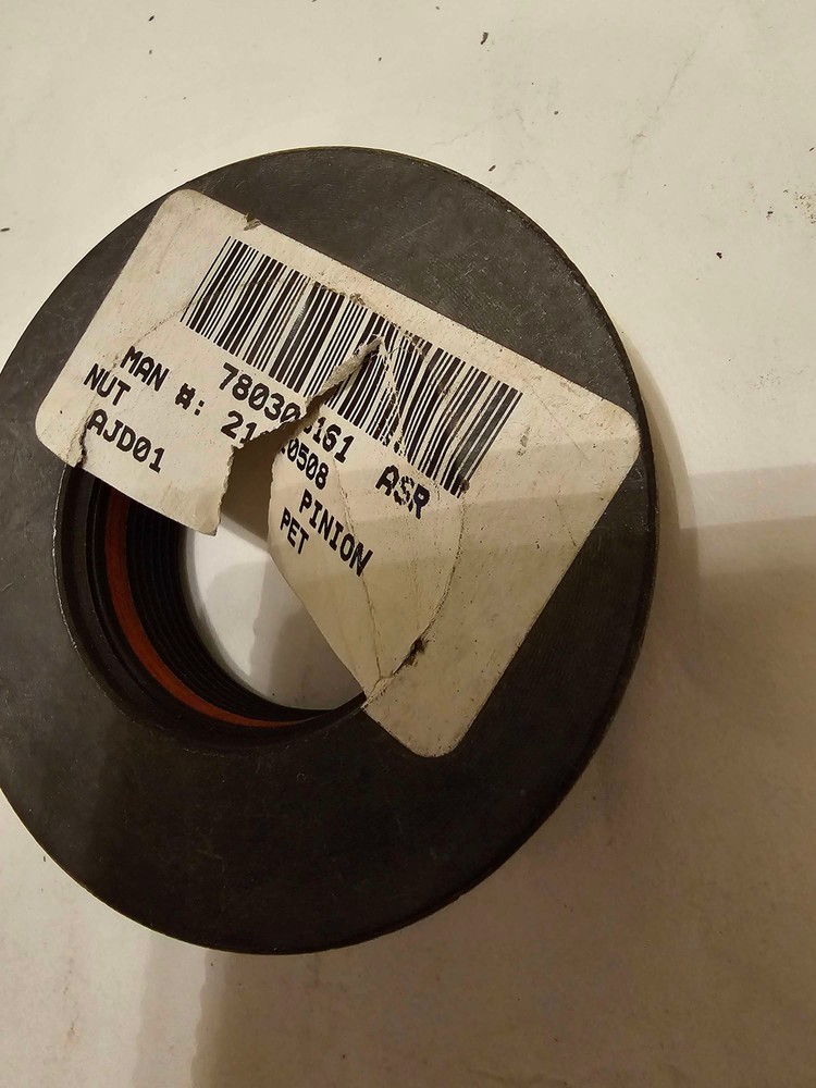 210508 Spicer Torque Pinion Nut