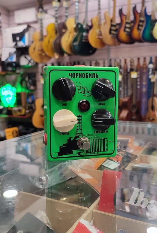 DR. CABLE CHERNOBYL PAINTED VERSION MINT GREEN