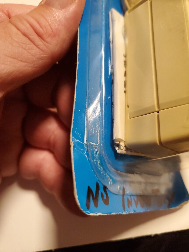 AT&T Auxiliary Amplifier NIB Packaging Damaged