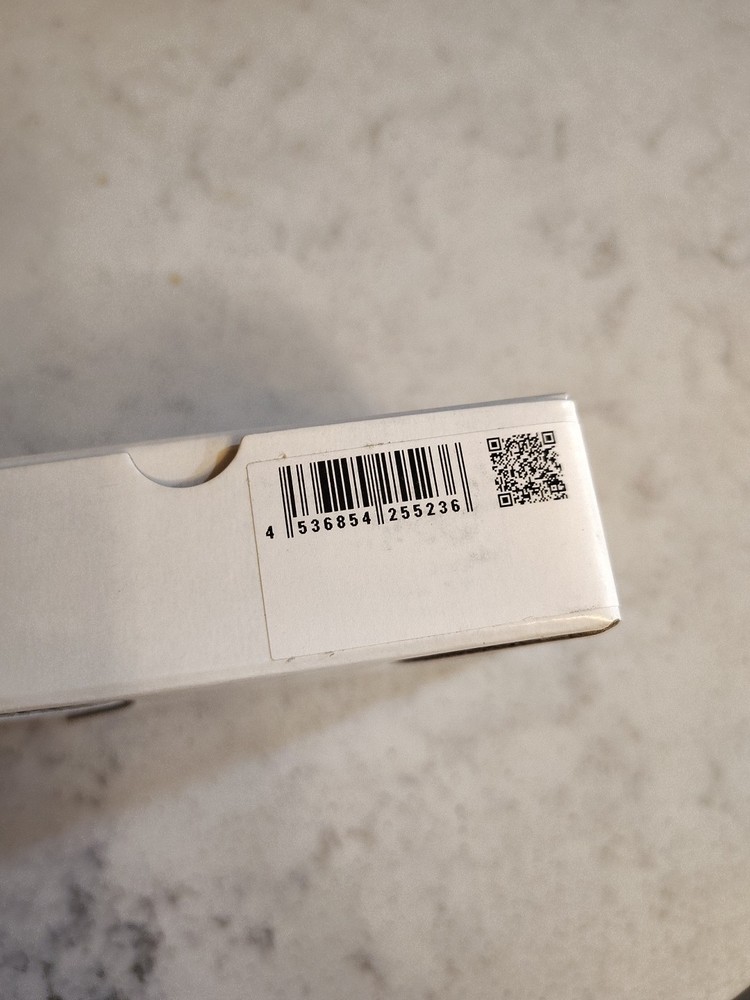 New Omron ZE-NA2-2S Limit Switch ZENA22S In Box 1Pcs.