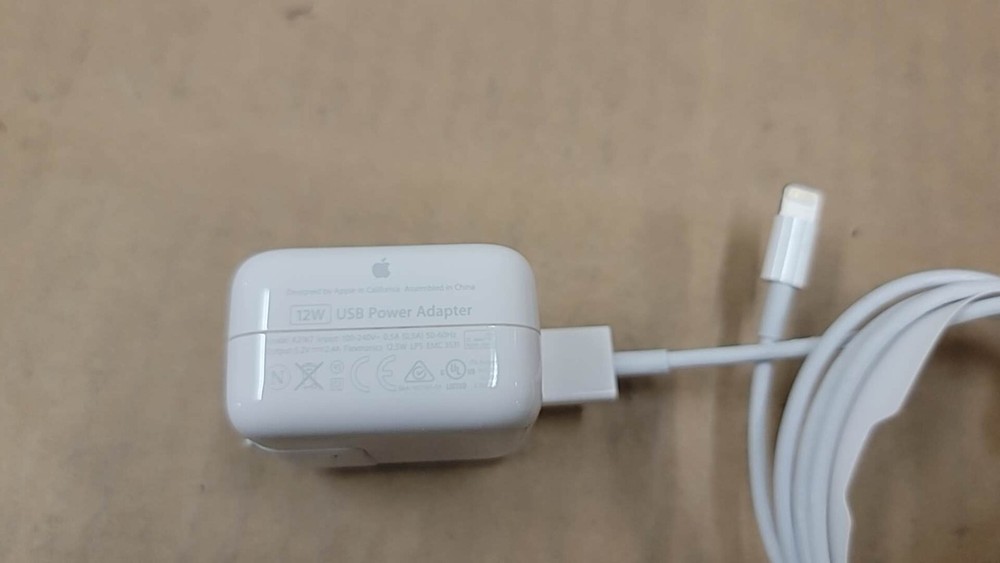 Apple iPhone iPad iPod 12W USB Power Adapter A2167 with 3ft USB cable