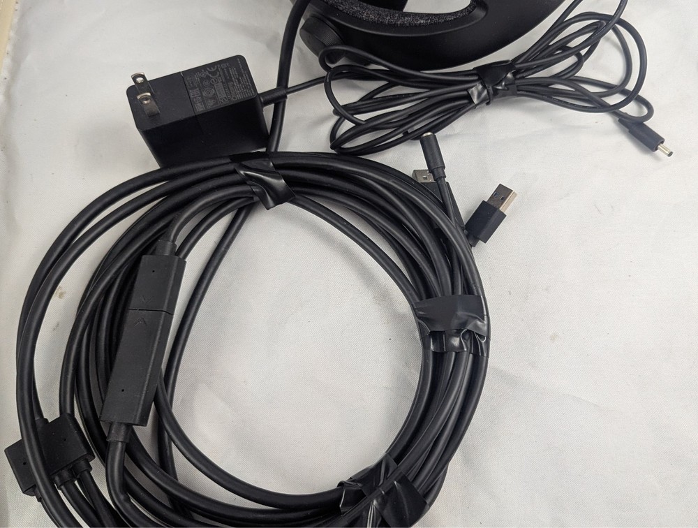 Valve Index VR Headset Only – OEM 3-Way Cables – Tested