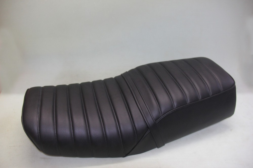 1980-1982 Kawasaki KZ750E KZ750 E1 E2 E3 motorcycle seat saddle CODE: L1396