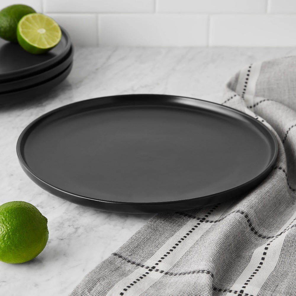 4-Pack Matte Black Stoneware Dinner Plates Set of 4