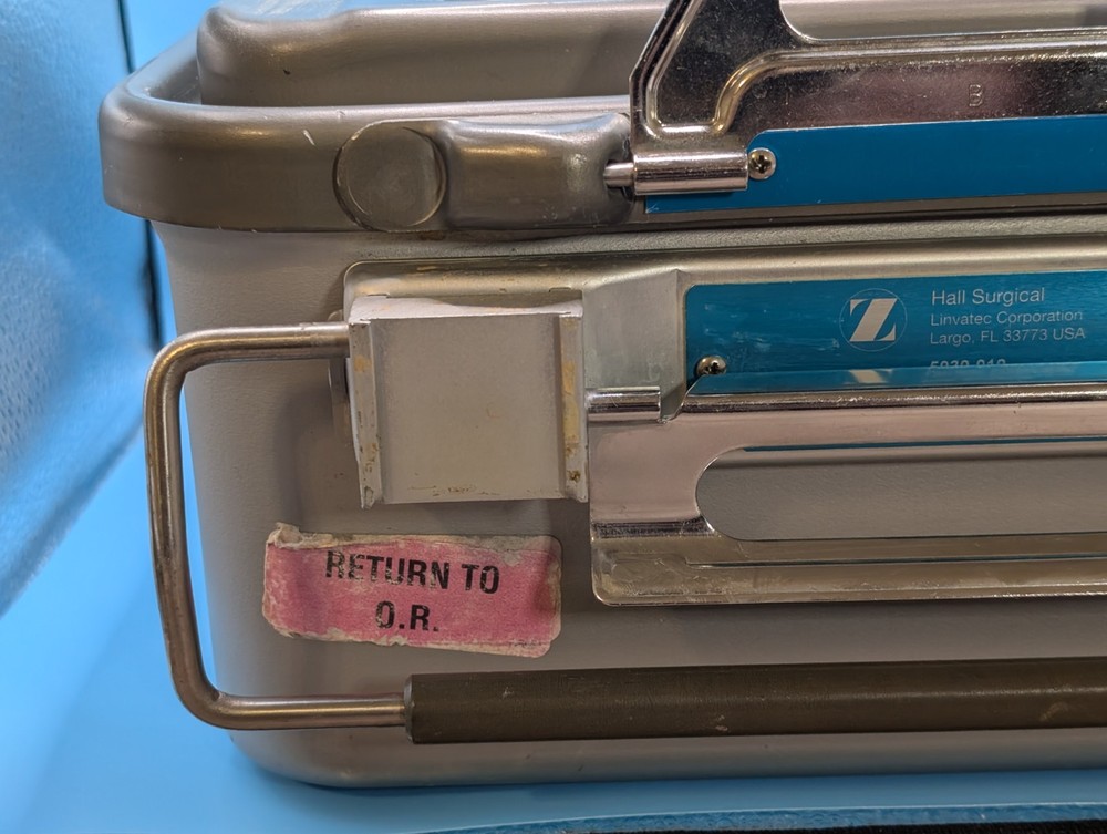 V. Mueller Genesis Carefusion TAVR Instruments Sterilization Container ~ 33366