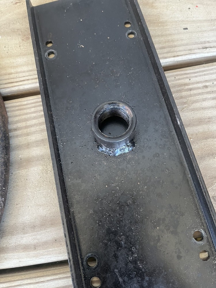 24" TWO HEAD BLACK POLE STAND