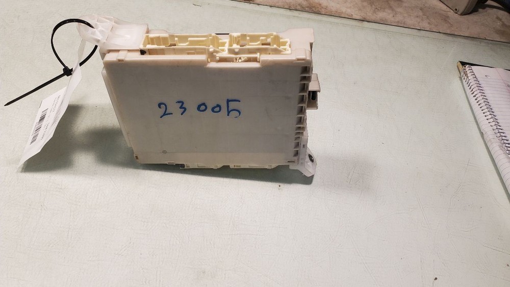 86 2017 Fuse Box Cabin