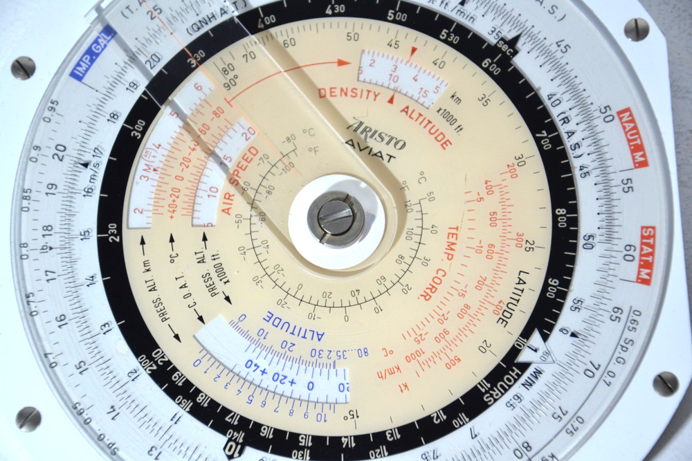 ARISTO Aviat 617 Slide Rule Flight Computer with Original Leather Case