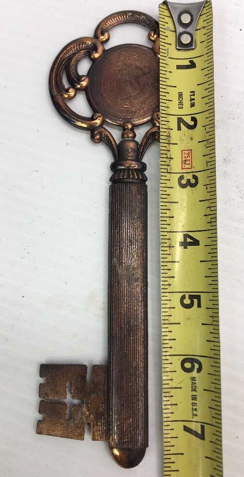 VINTAGE British Columbia AdvertisementThermometer 🌡
