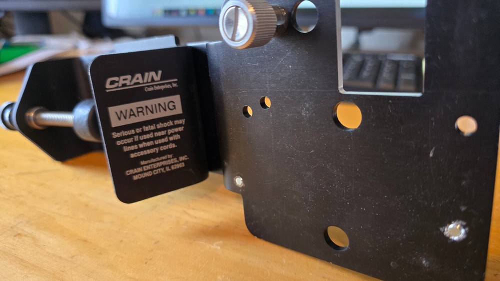 Crain Laser Alignment Rod Eye bracket