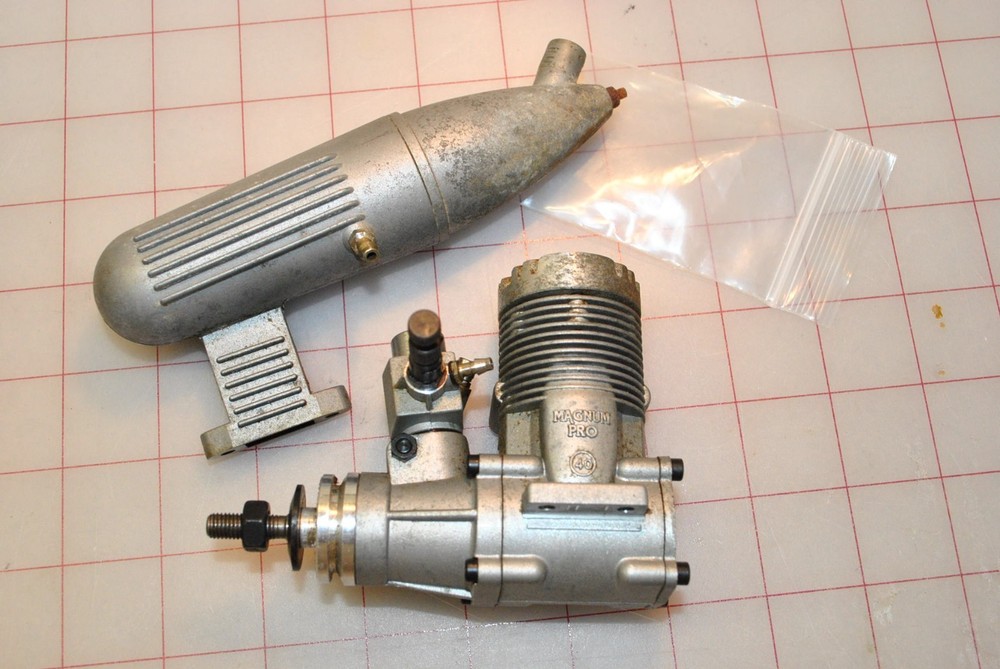 Magnum Pro 40 ABC RC Engine and muffler. Nice!