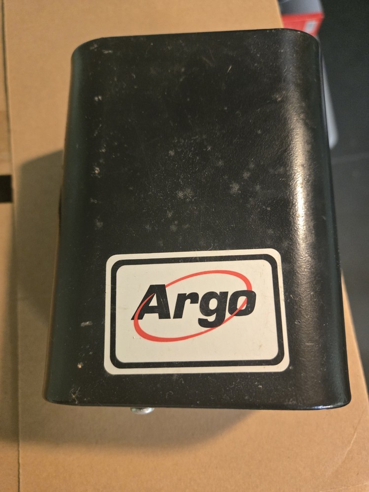 Argo- AR822 - Single Zone Switching Relay 120V DPDT Tested Working