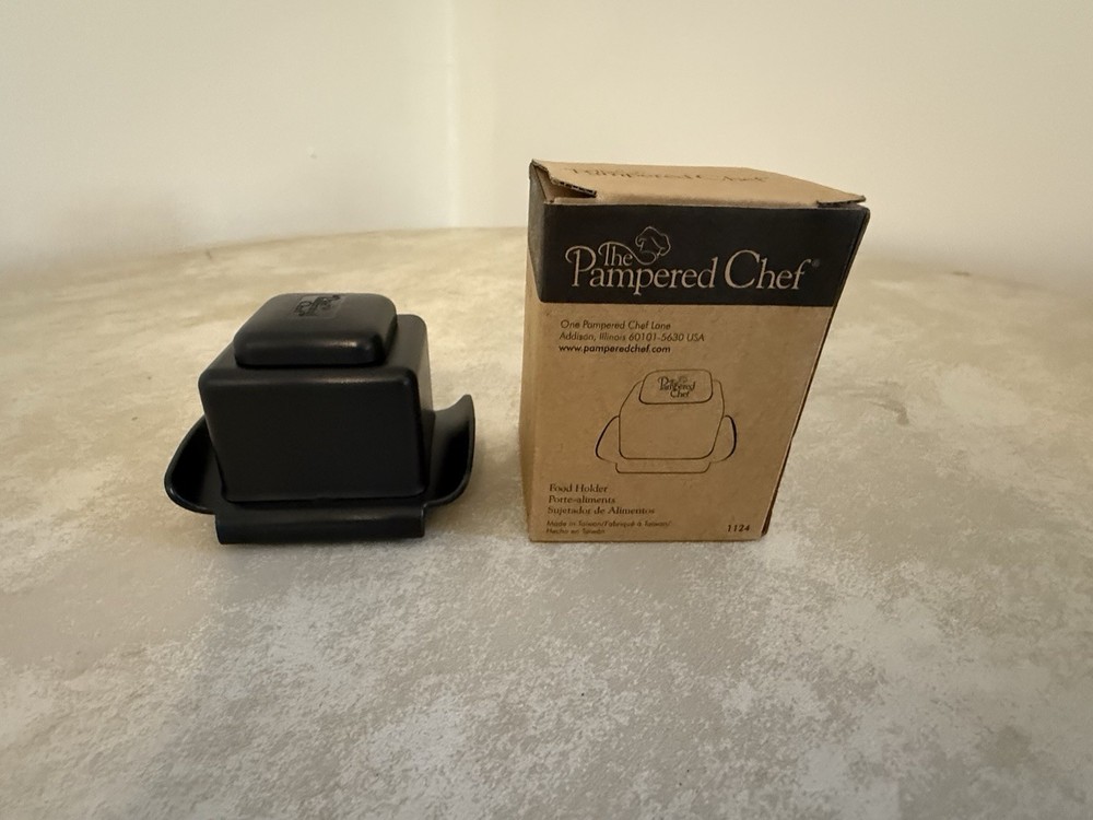 Pampered Chef Microplane Adjustable Grater 1124 Food Holder Replacement Part