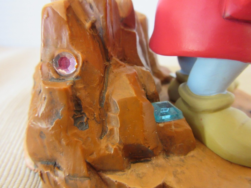 DISNEY GRUMPY Dwarf Figurine Bobblehead Nodder Mining With Gems Original Box