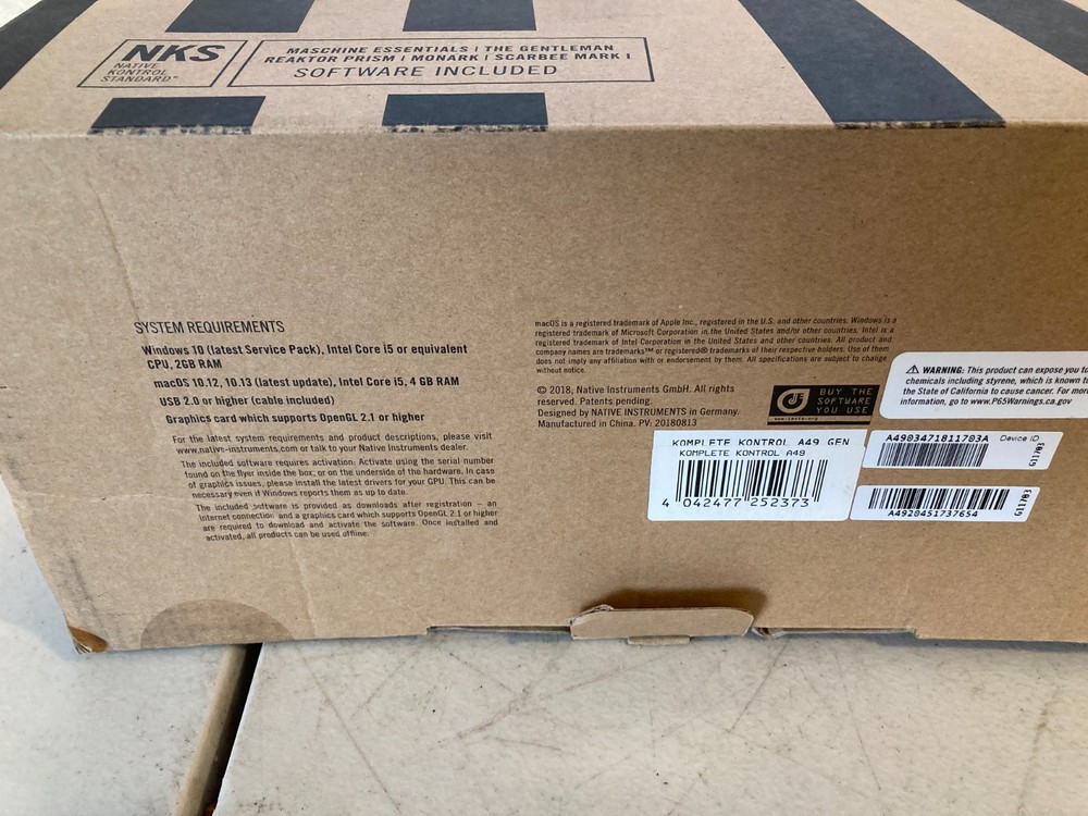 KOMPLETE KONTROL A49 MIDI CONTROLLER