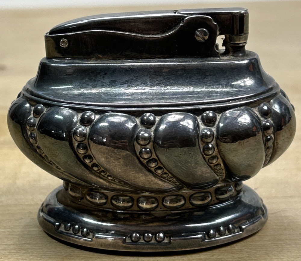 Ronson Crown Table Lighter Vintage, Mid-20th Century. Silver Plate