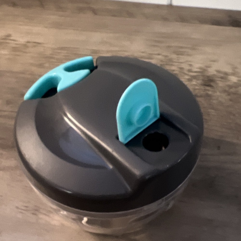 Compact Manual Food Chopper