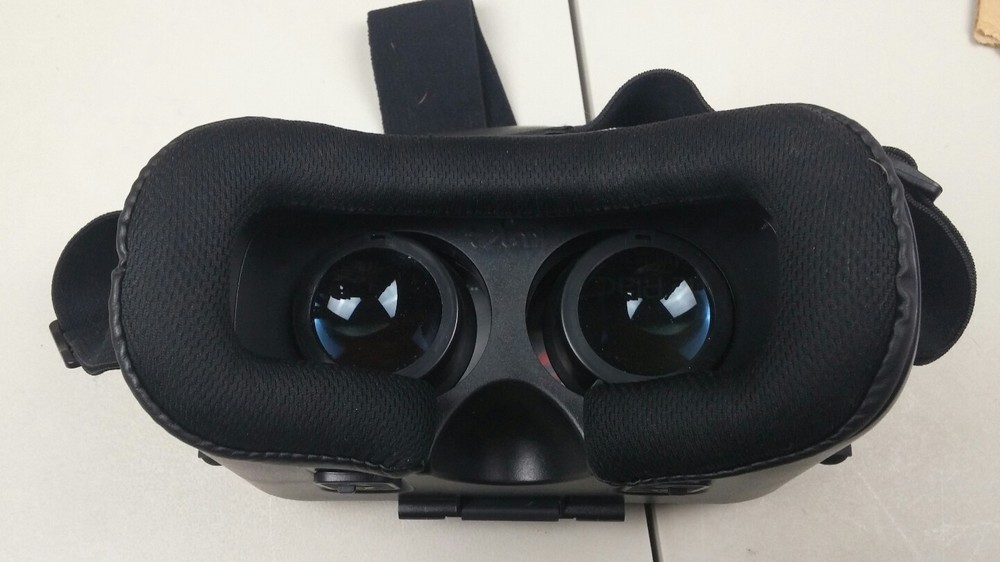 Dream Vision Virtual Reality Smartphone Headset BLACK New Open box ios android