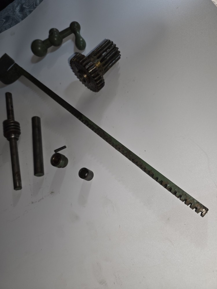 Delta DP220 Table Lift Mechanism
