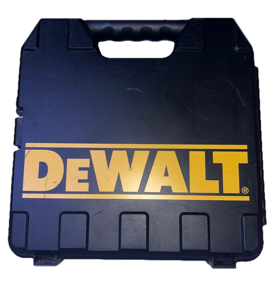 DEWALT DWD110 3/8 Corded Drill Variable Speed Reversible w/ Case Tested