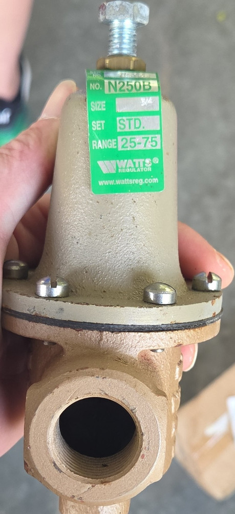 Watts N250B Water Pressure Reducing Valve Brass 3/4" 25-75 psi Adjustable