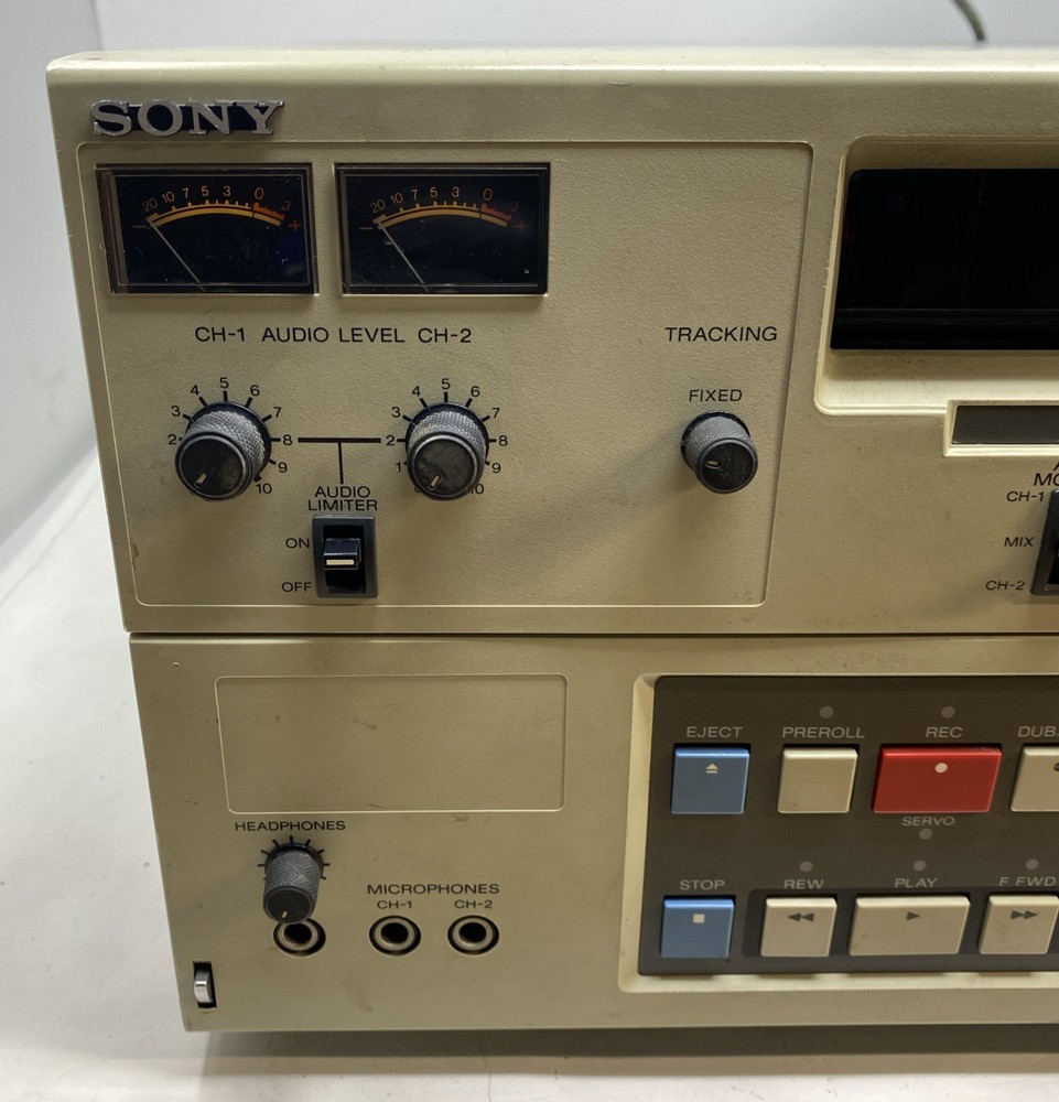 Sony VO-9800 U-Matic SP Video Cassette Recorder *UNTESTED READ*