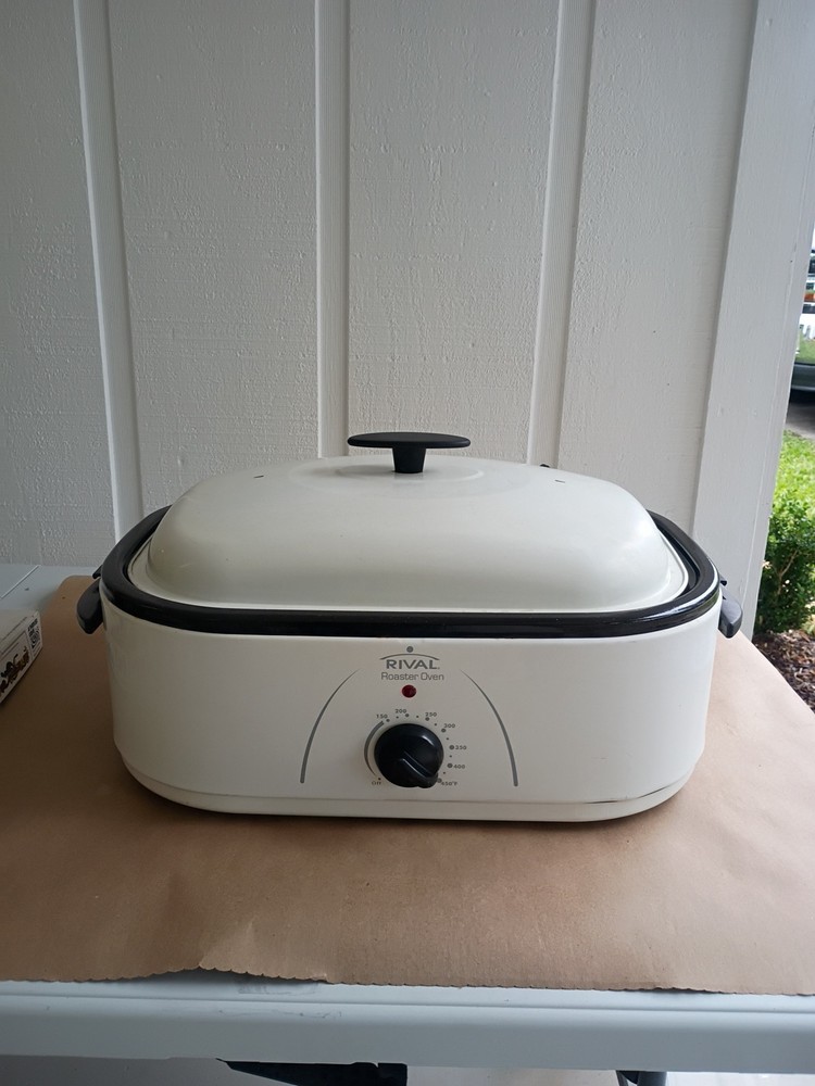 Rival Roaster Oven 17 Quart Nonstick Cleaned Tested And Working