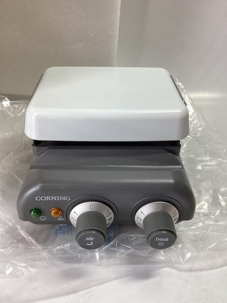Corning 6795-220 Laboratory Hot Plate Stirrer