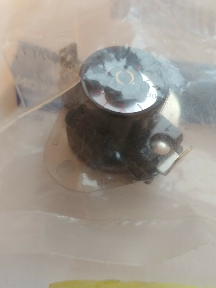 White Rodgers 3L05-3 Limit Switch (2537)