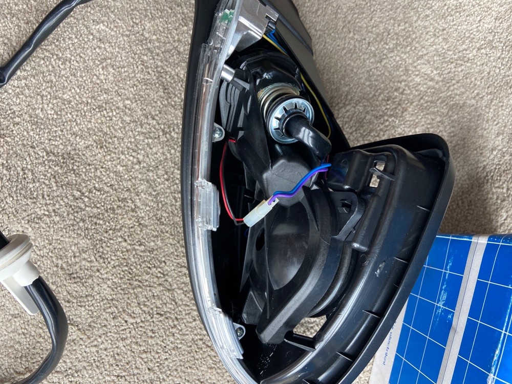 Volkswagen Left Exterior Mirror, foldable, heated with plain Macht casing