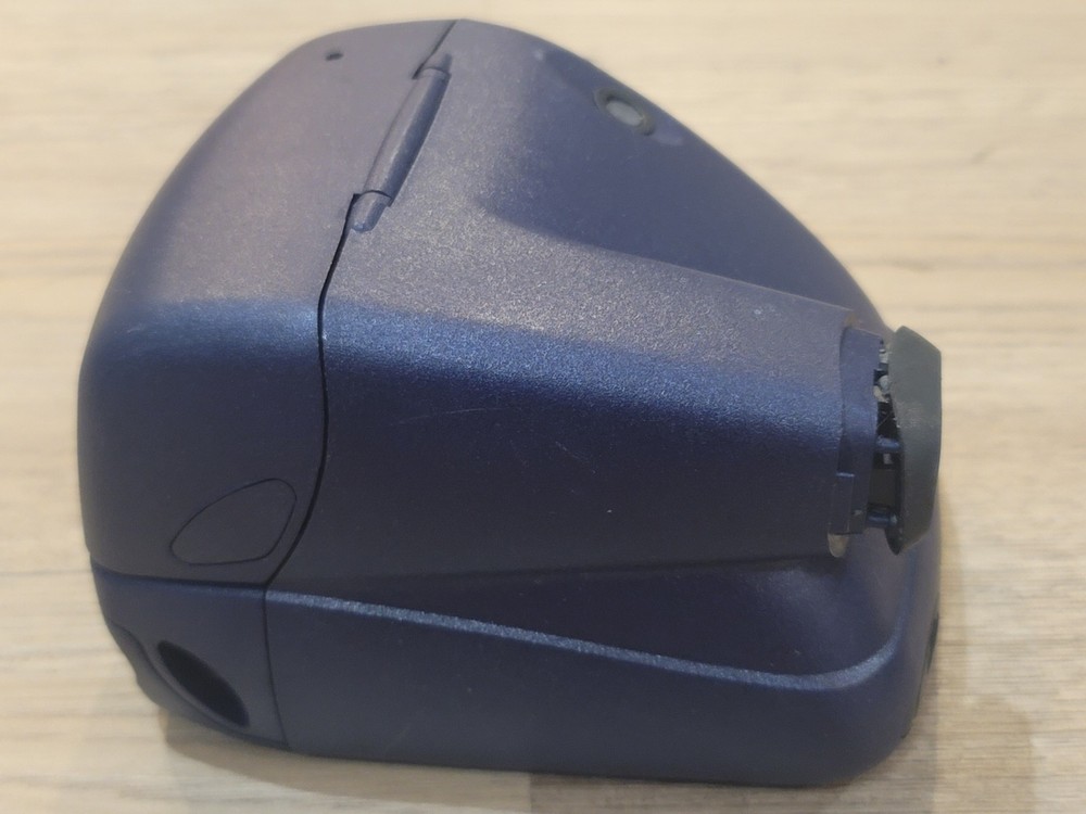 Polaroid One Step Autofocus Instant Camera (Rubber Around Eye Piece Missing)