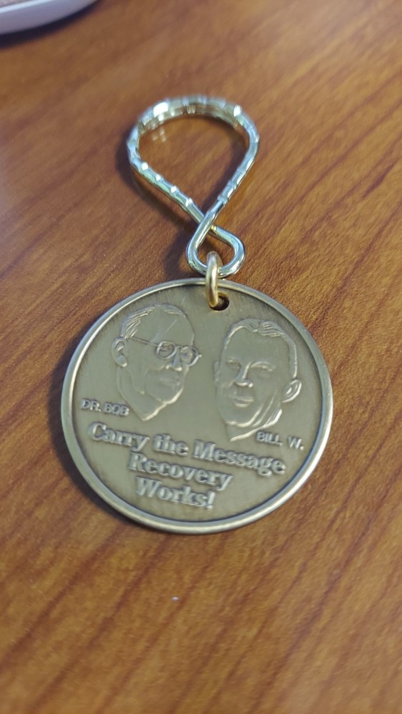 Bronze Alcoholics Anonymous AA Keychain Medallion Token Coin Chip