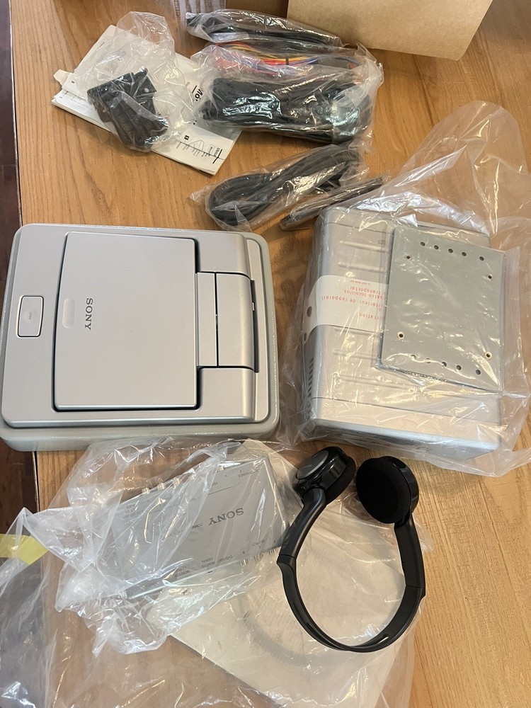 Sony MV-7101DSSony Mobile DVD Dream System