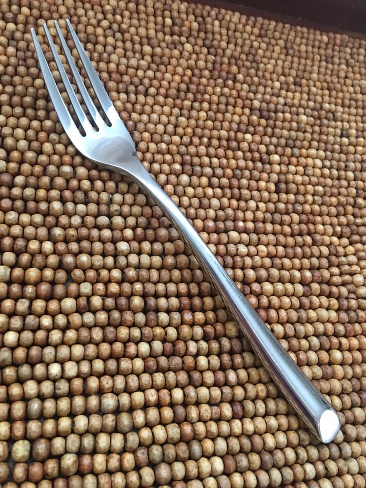 Towle Stainless WAVE Cylinder Angled Tip Glossy DINNER FORK 8 1/8”
