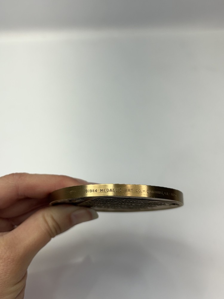 1985 John Deere Desktop Calendar Medallion