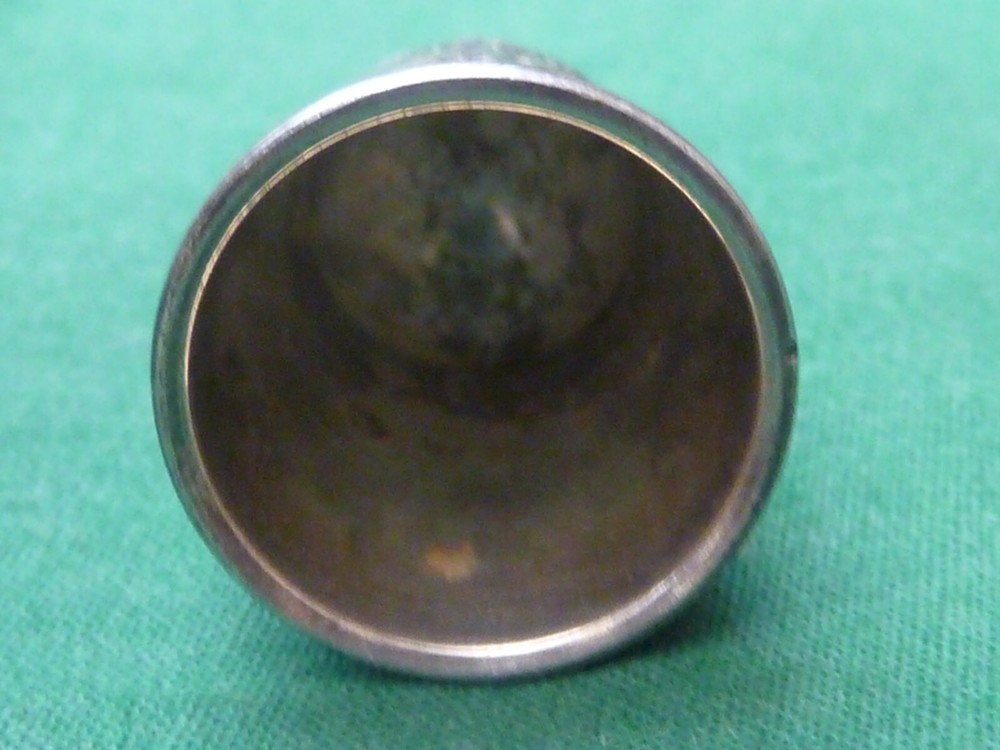 VINTAGE SILVER THIMBLE - CHESTER 1901
