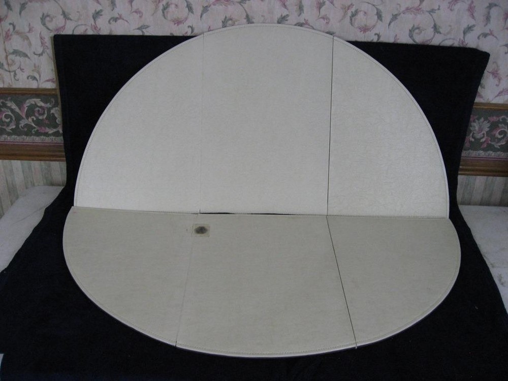 Broyhill Brasilia Round Dining Table Protector Pad