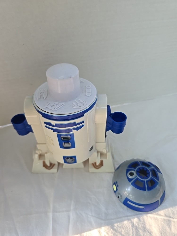 R2D2 Star Wars Play Doh Toy