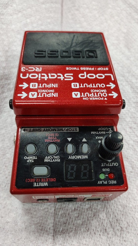 BOSS RC-3 LOOPER EFFECTS PEDAL