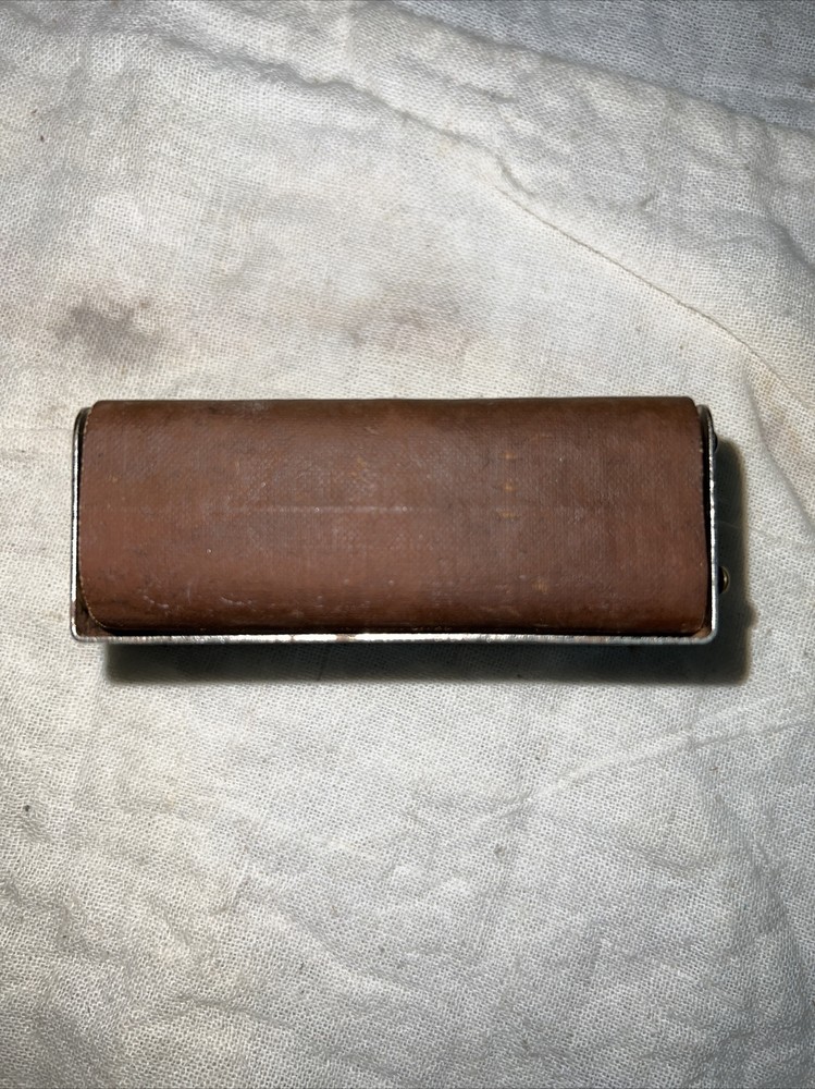 VINTAGE SHOWBOAT CIGARETTE ROLLER /BOX/PAPERS